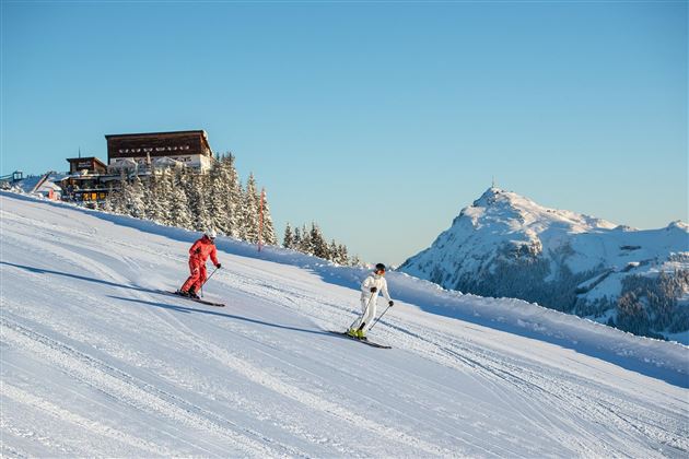 hd-Traumhafte-Pistenverhaeltnisse-in-Kitzbuehel