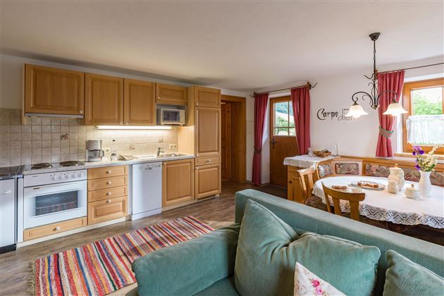 Hofbauer_Dorfplatz_6_Itter_06_2020_Ferienwohnung_B