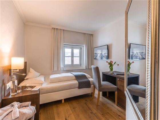 Hotel_Gasthof_Blaue_Quelle_Erl_03_2021_Zimmer_Figa