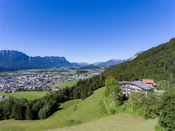 Hotel_Hennersberg_Hennersberg_1_Drohne_1
