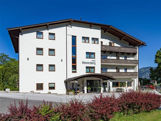 Hotel_Hennersberg_Hennersberg_1_Woergl_Haus_aussen