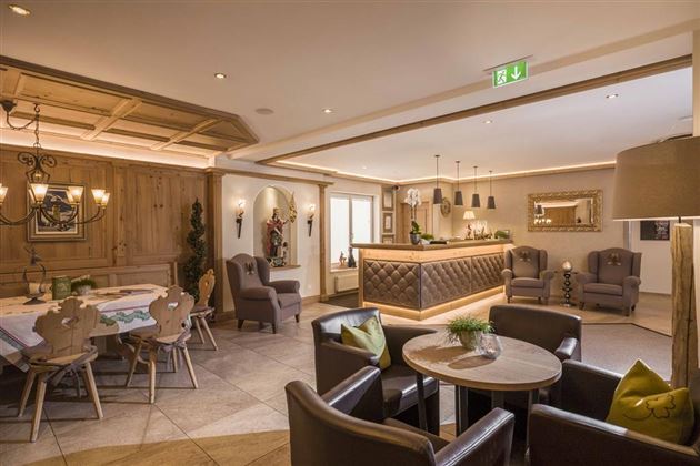 Hotel_Kirchberger_Hof_Kirchberg_06_2018_Rezeption_