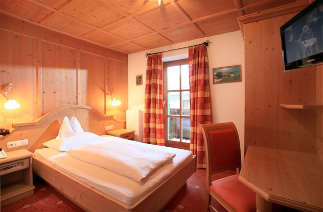 Hotel-Kirchenwirt-Groederer-Hans-Peter-Neugasse-14