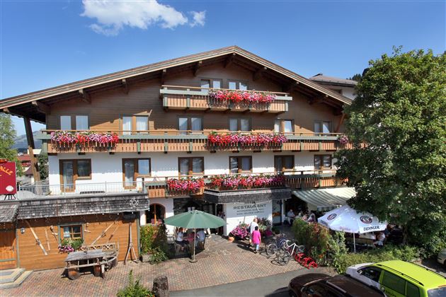Hotel-Klausen-Hauser-Andreas-Klausen-8-Kirchberg-H