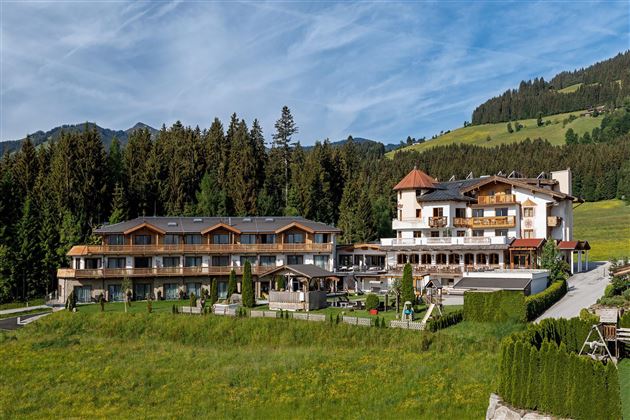 Hotelansicht Sommer