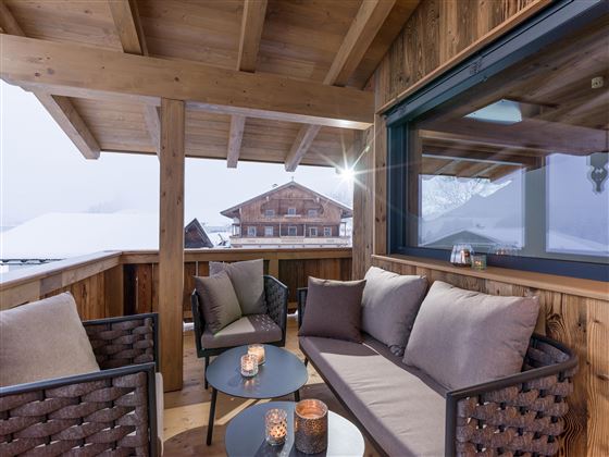 Itter_Chalet_Schneidermascht_Balkon_Terrasse