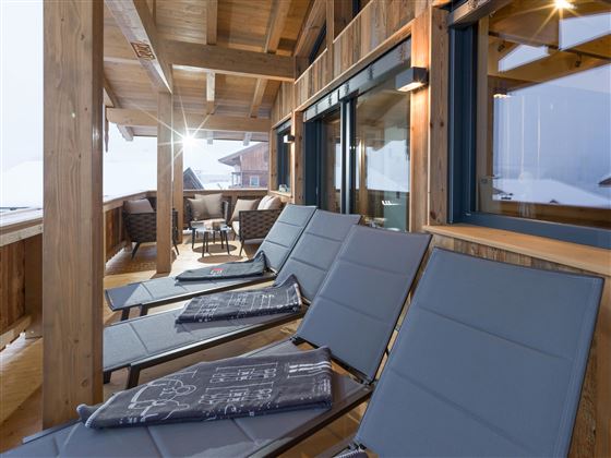 Itter_Chalet_Schneidermascht_Balkon_Terrasse