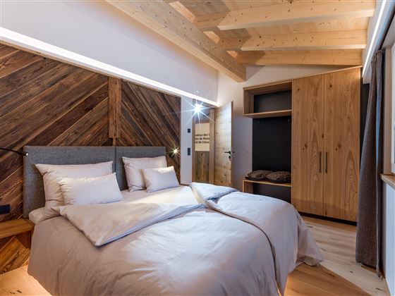 Itter_Chalet_Schneidermascht_Schlafzimmer_Gäste