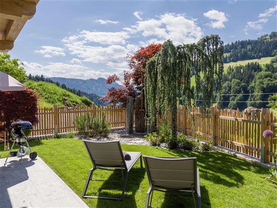 Itter_Ferienhaus_Schneidermascht_Garten