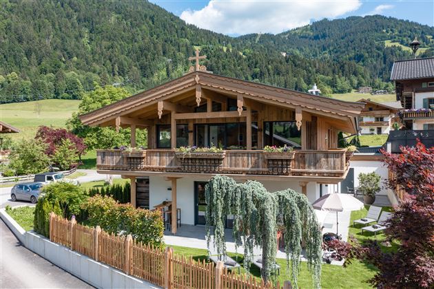 Itter_Ferienhaus_Schneidermascht_Haus vorne
