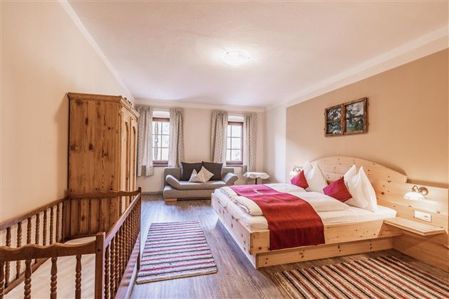 Kodahof Doppelzimmer mit Kinderbett