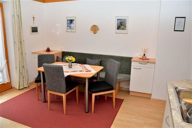 Küche Appartement groß