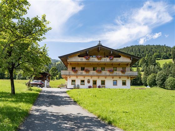 Mauerhof_Mauerbruecke_16_Kirchberg_08_2021_Haus_au