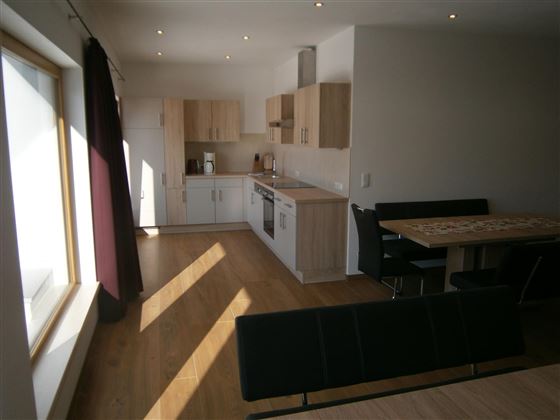 '"Apartment"  gran cocina abierta moderna