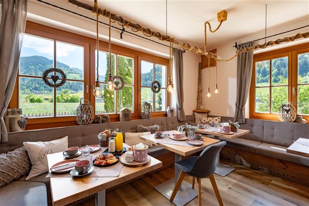 Pension_Edelweiss_Dorfstrasse_99_Soell_05_2025_Fru