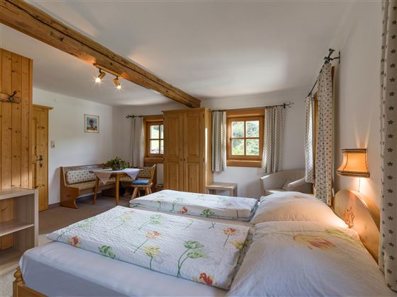 Peternhof_Klausen_9_Kirchberg_07_2022_Zimmer_4