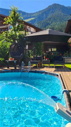 Pool 2
