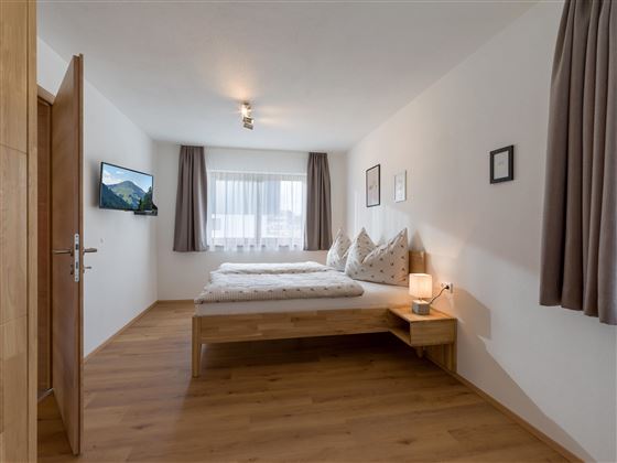 Reh4_Appartement_Ried_46a_Westendorf_Schlafzimmer_