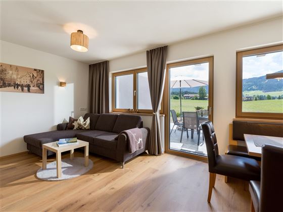 Reh4_Appartement_Ried_46a_Westendorf_Wohnraum_2