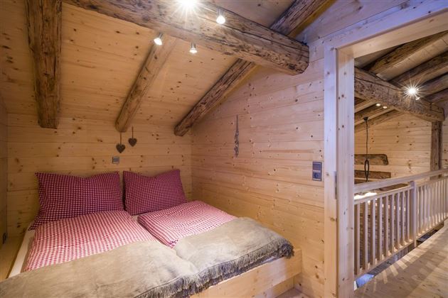 Schlafzimmer 2