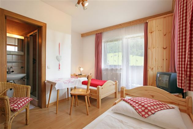 Schlafzimmer1