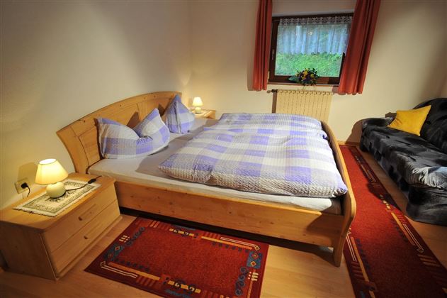Schlafzimmer2