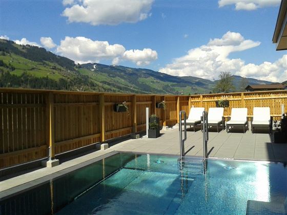 Schwimmbad Sommer