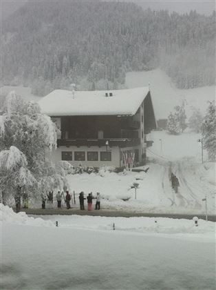 Ski Bus Stop outside Maya