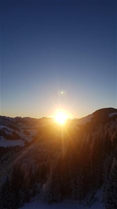 Sonnenaufgang in der Hartkaisergondel