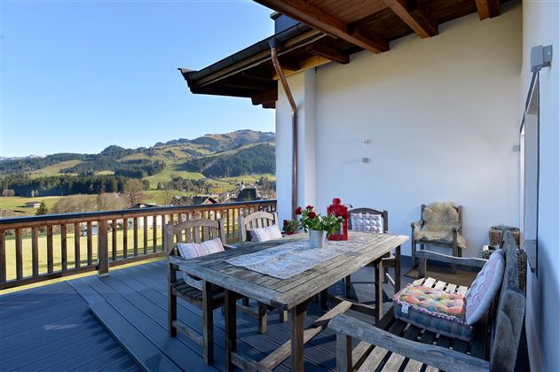 Teresa-Kirchberg-Kirchanger-14-16-Terrasse