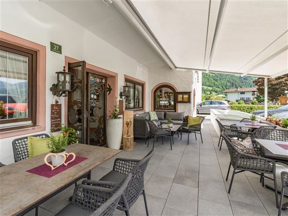 Terrasse Hotel Glockenstuhl in Westendorf