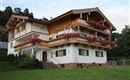Vorderansicht Ferienhaus Evi mit Ostbalkon.