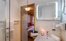 Bad Zimmer 10
