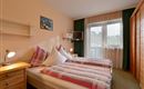 Zimmer Nr. 2 mit Balkon, Duschraum u. WC getrennt im Zimmer