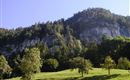 Felsen links obern Haus
