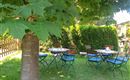gemütlicher Gast-Garten