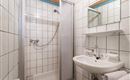 Haus_Konrad_Gaensleit_20_Soell_03_2021_Zimmer_6_Ba