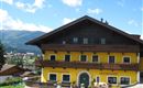 Haus mit Sicht auf das Dorf