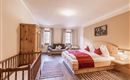 Kodahof Doppelzimmer mit Kinderbett