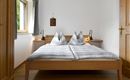 Schlafzimmer 7