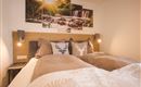 Schlafzimmer App.1