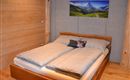 Schlafzimmer mit Doppelbett