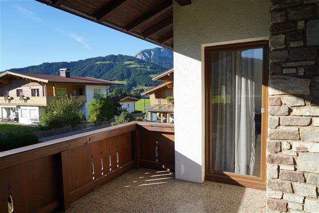 Top 2_Balkon (c) Florian Decker