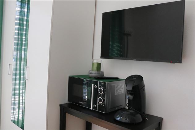 TV