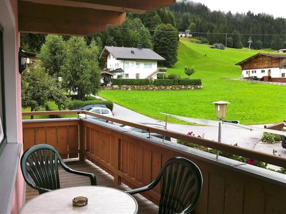 uitzicht op piste vanaf balkon kleine zijde kopie