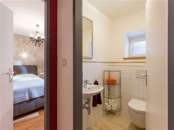 WC / Schlafzimmer