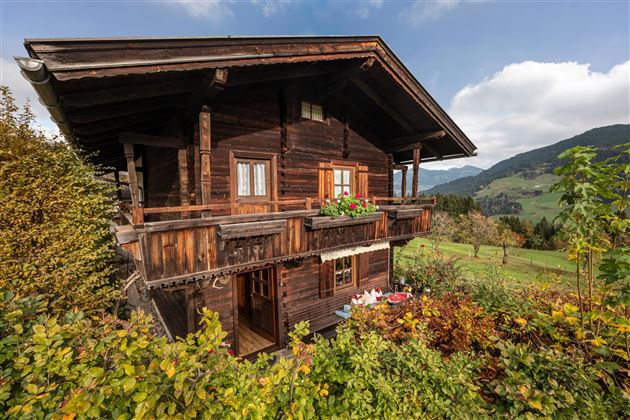 Weberhaeusl_Innerpenningberg_7_Hopfgarten_Haus_aus