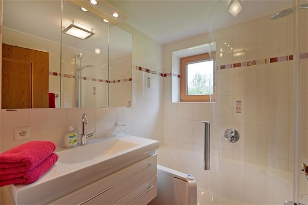Wohnung Saturn Badezimmer
