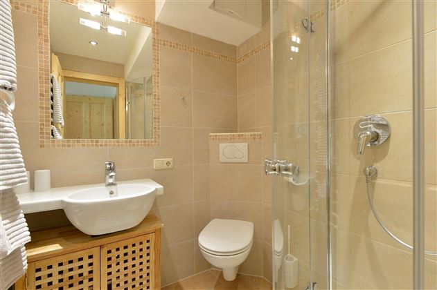 Zimmer 4 Badezimmer