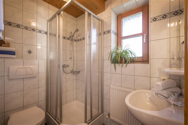Zimmer 4 Badezimmer